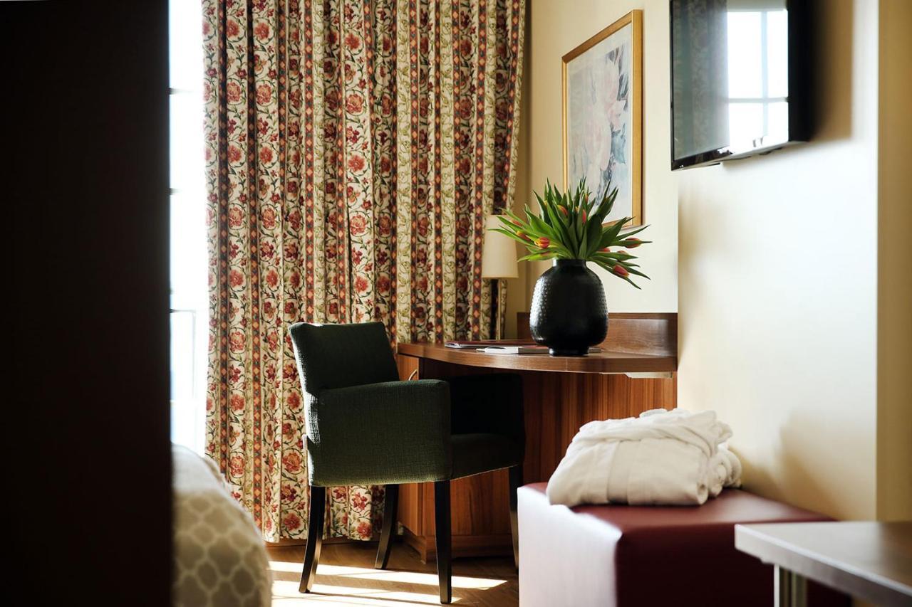 מריה טפרל Hotel Rose מראה חיצוני תמונה